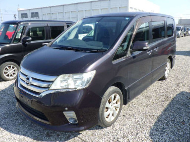 2011 Nissan Serena