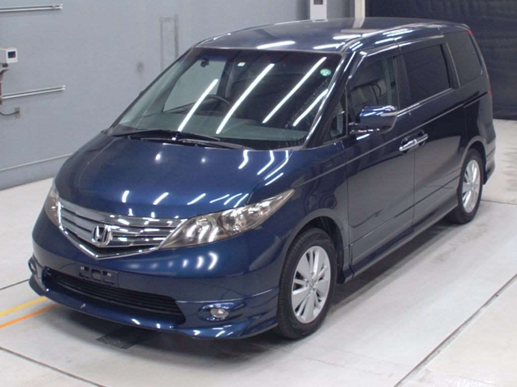 2010 Honda Elysion RR1[0]