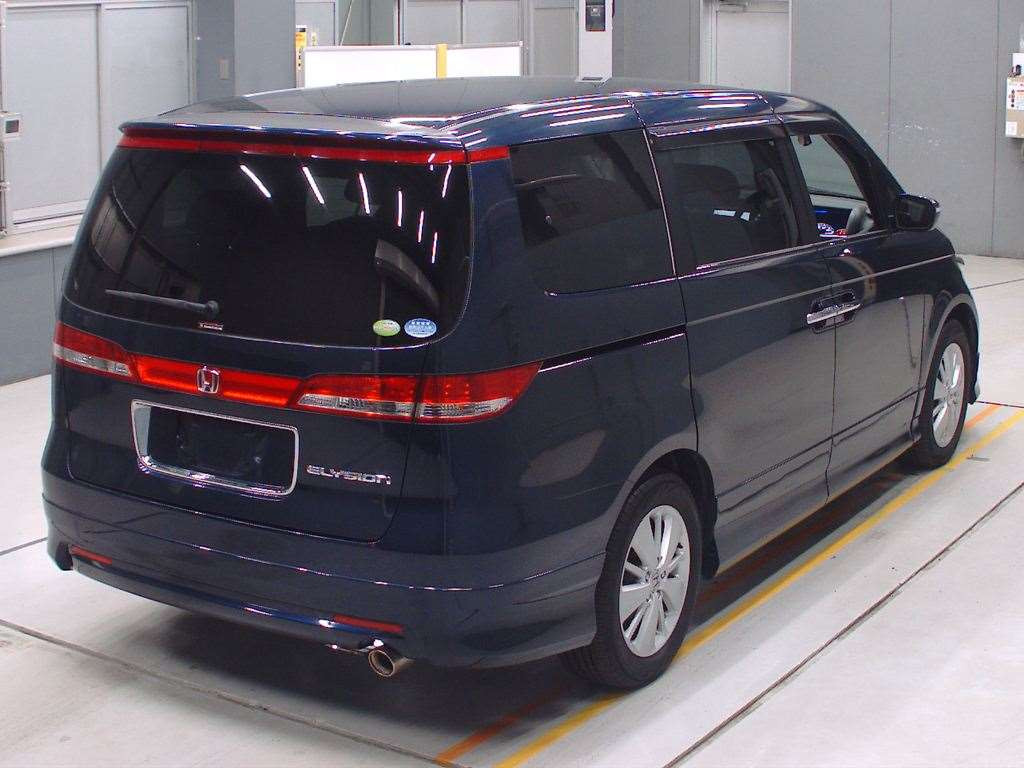 2010 Honda Elysion RR1[1]