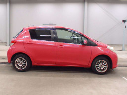 2011 Toyota Vitz