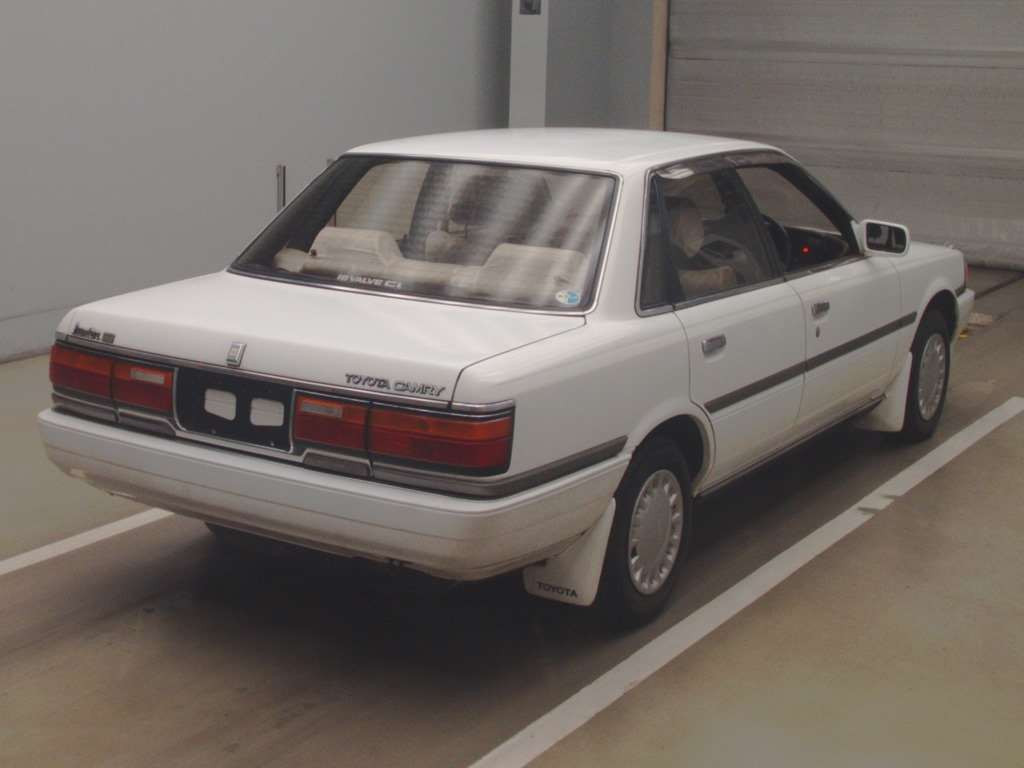 1990 Toyota Camry SV22[1]