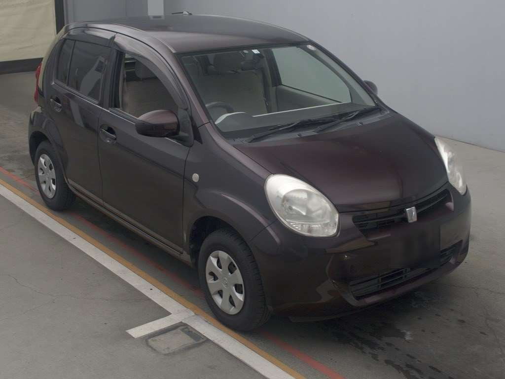 2012 Toyota Passo KGC30[2]