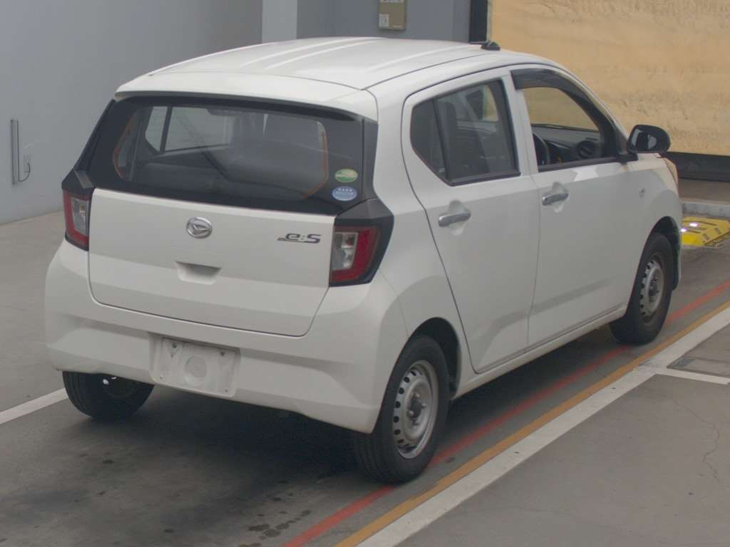 2019 Daihatsu Mira es LA350S[1]