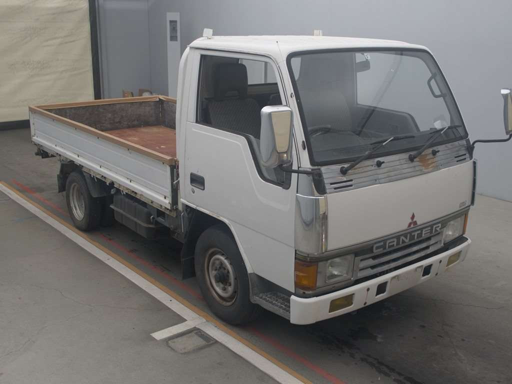 1993 Mitsubishi Fuso Canter FE305B[2]