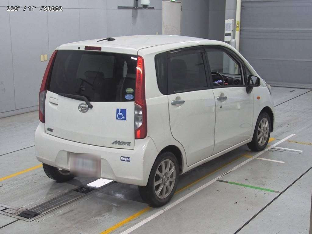 2013 Daihatsu Move LA100S[1]