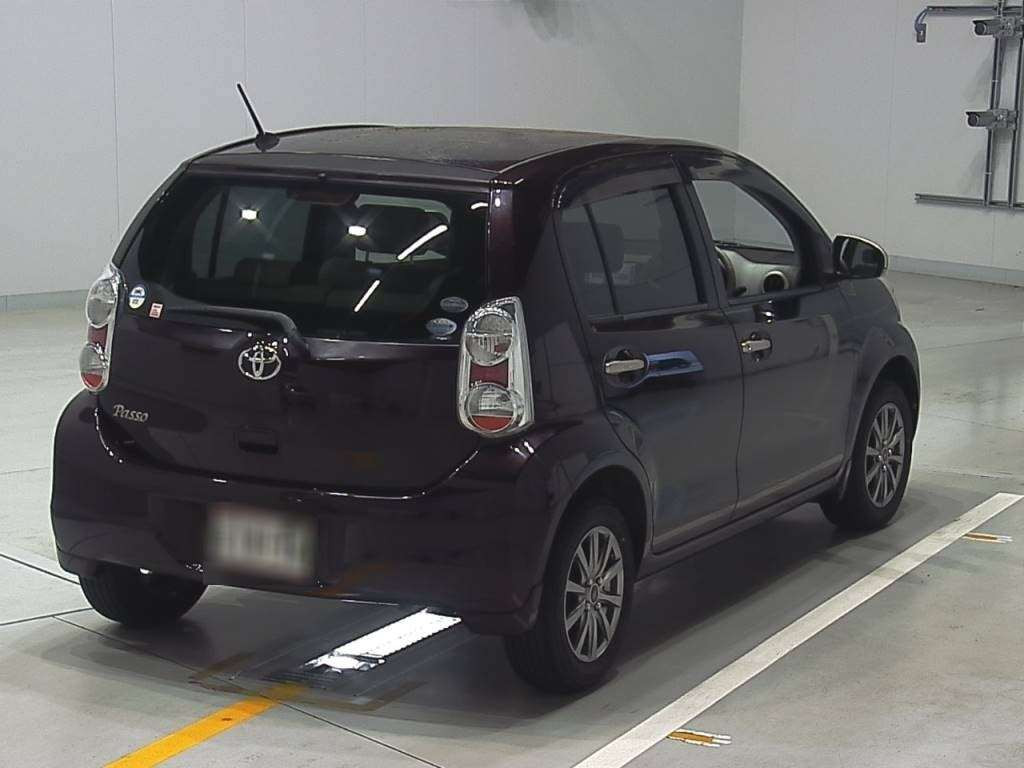 2010 Toyota Passo KGC30[1]