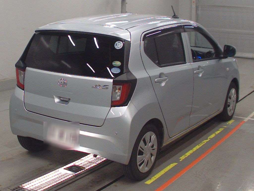 2021 Daihatsu Mira es LA350S[1]