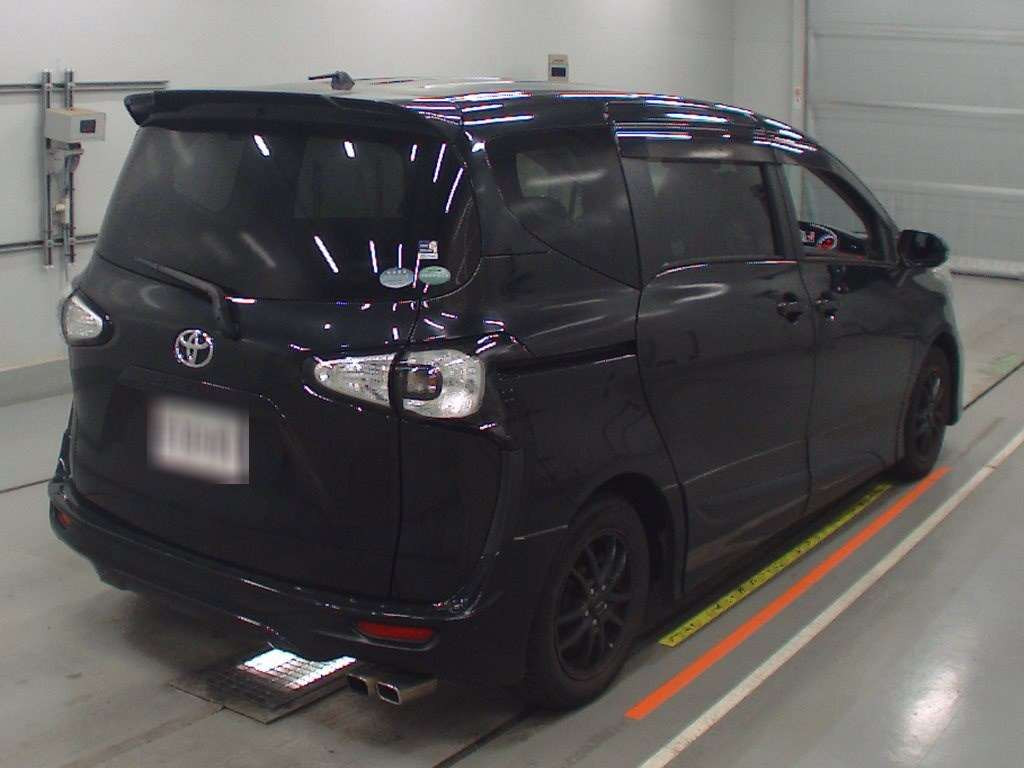 2016 Toyota Sienta NSP170G[1]