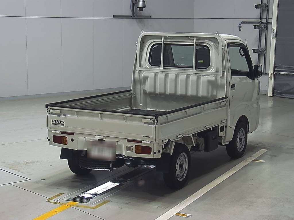 2018 Toyota Pixis Truck S500U[1]