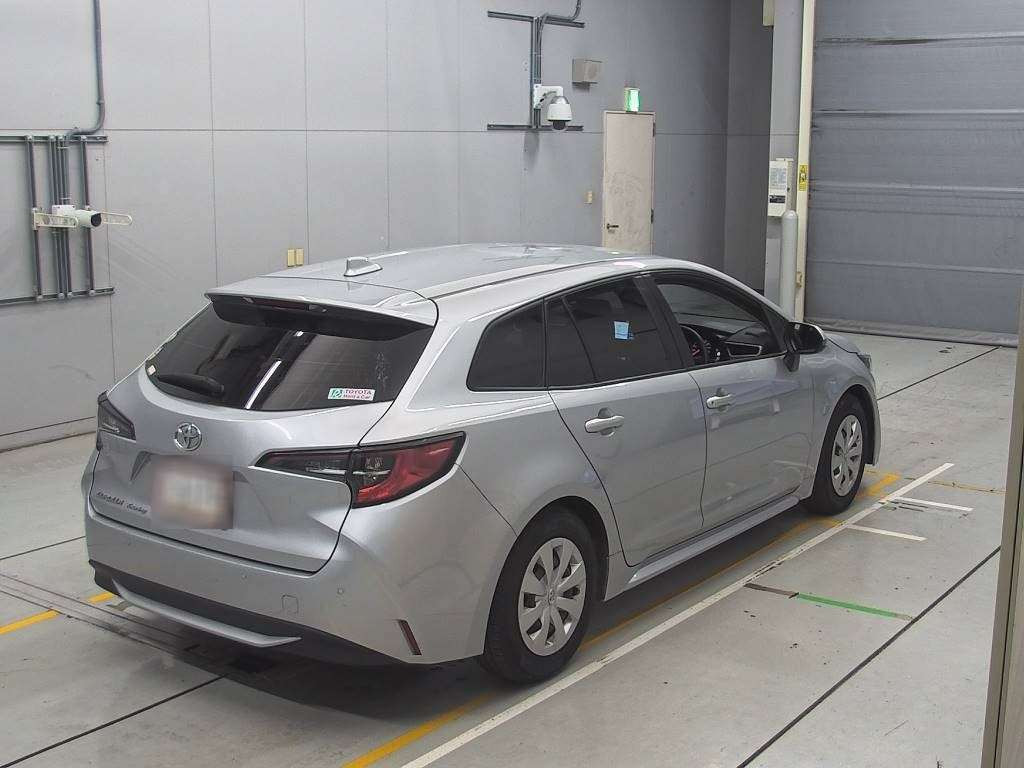 2020 Toyota Corolla Touring Wagon ZRE212W[1]