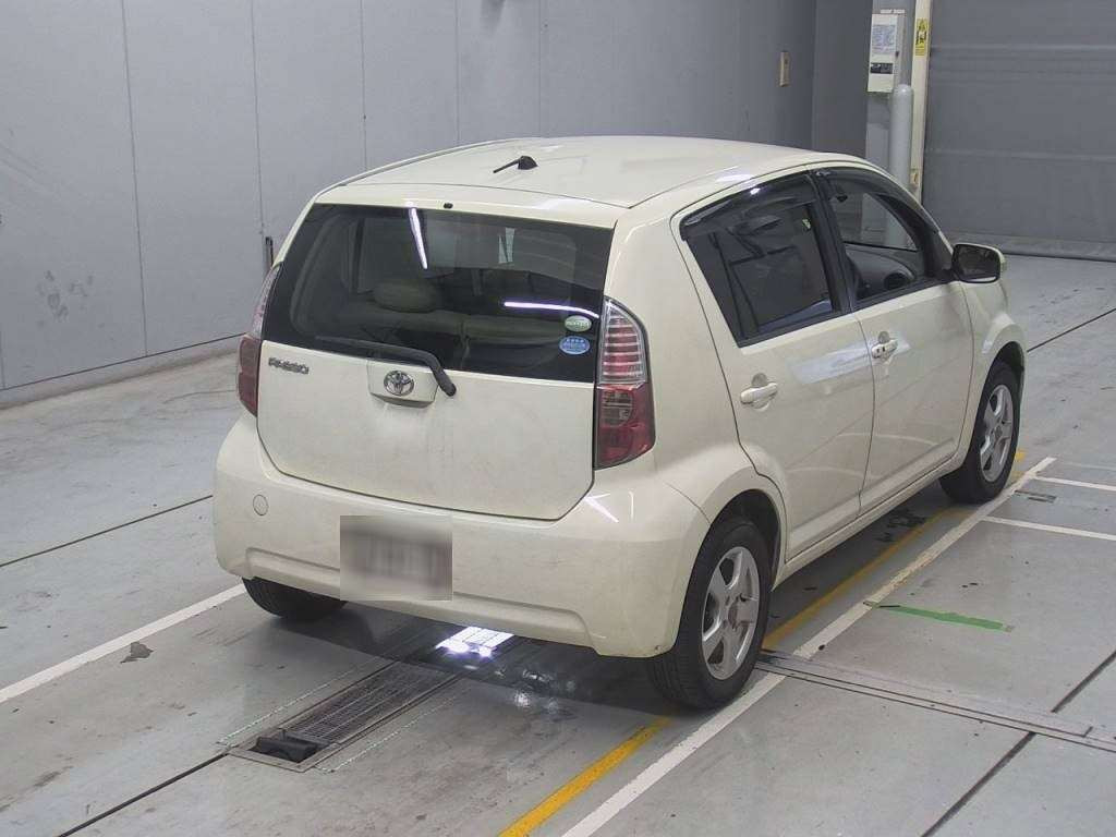 2007 Toyota Passo QNC10[1]