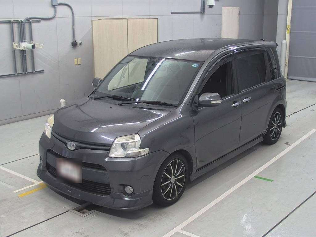 2011 Toyota Sienta NCP81G[0]