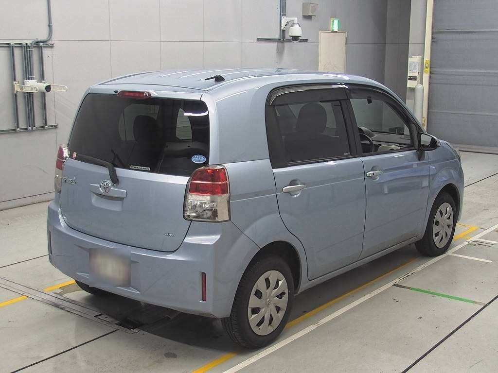 2013 Toyota Spade NCP145[1]