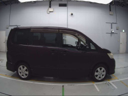 2009 Nissan Serena