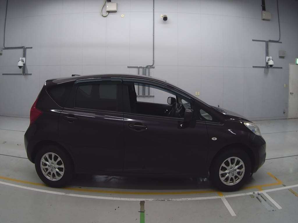 2014 Nissan Note E12[2]