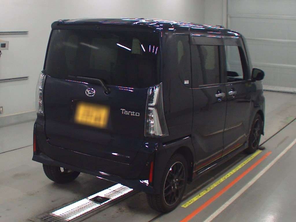 2022 Daihatsu Tanto LA660S[1]