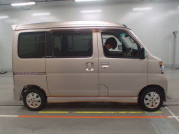 2008 Daihatsu Atrai Wagon