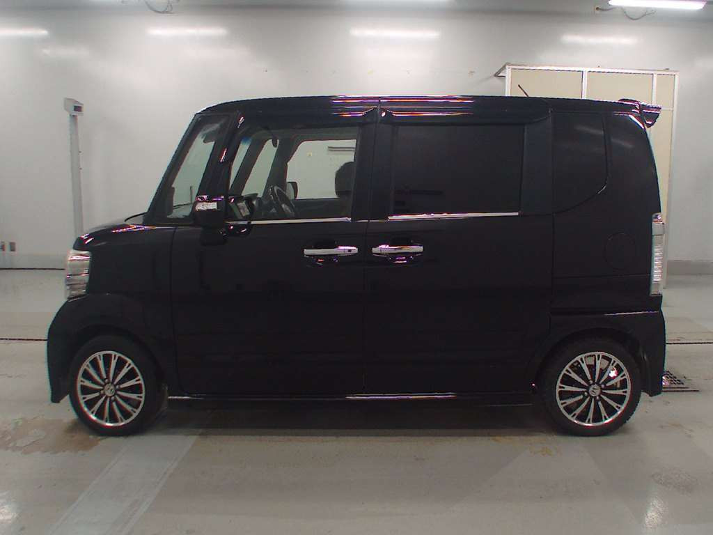 2014 Honda N-BOX CUSTOM JF1[2]