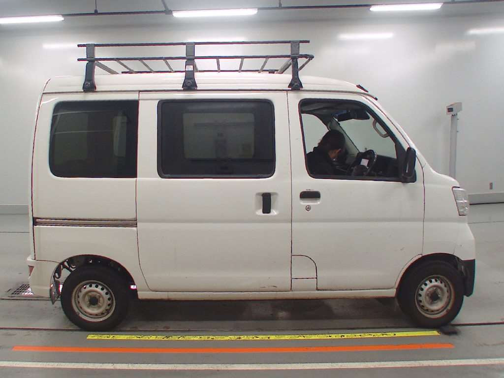 2019 Daihatsu Hijet Cargo S321V[1]