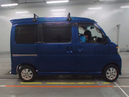 2009 Daihatsu Atrai Wagon