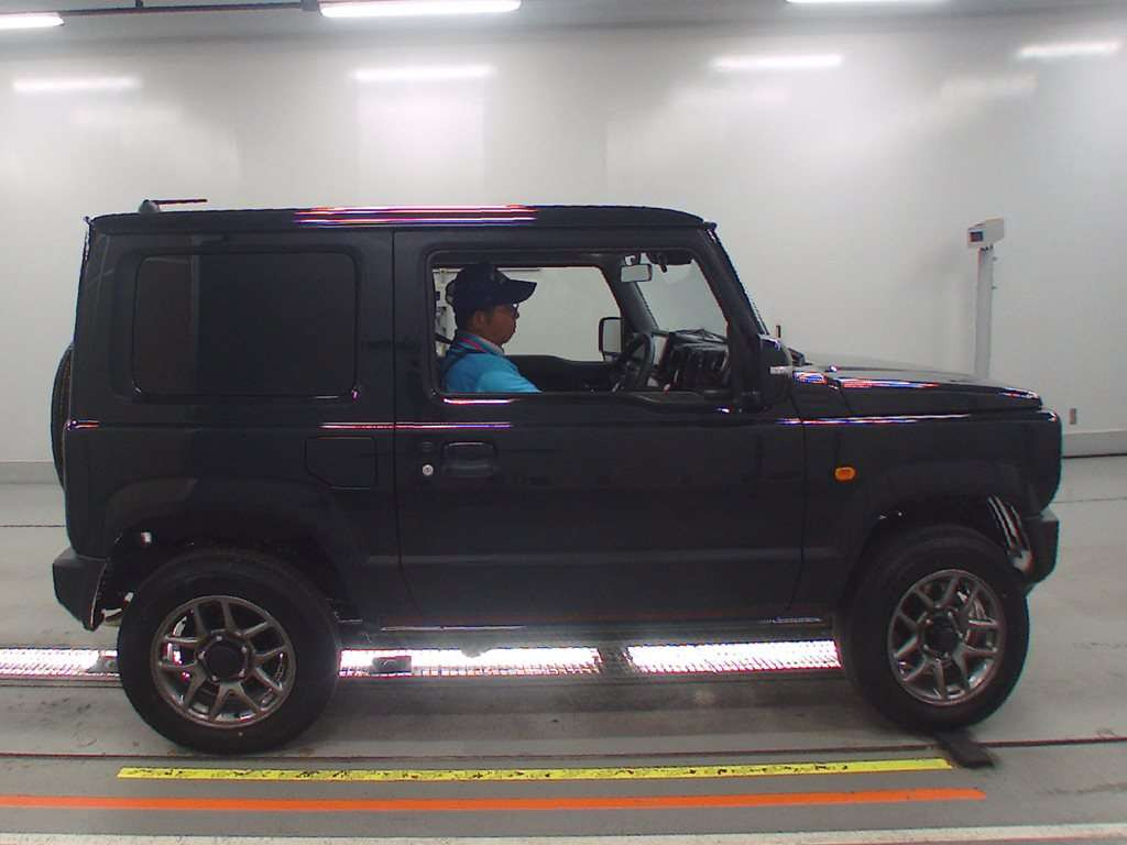 2023 Suzuki Jimny JB64W[1]