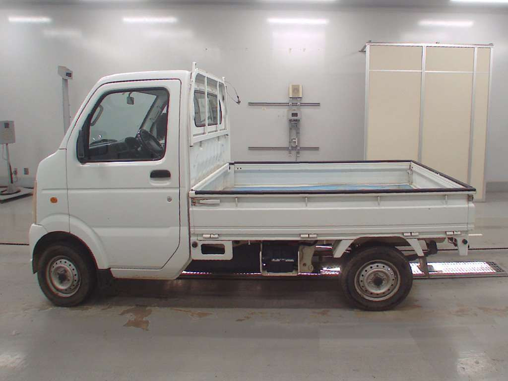 2006 Suzuki Carry Truck DA63T[2]