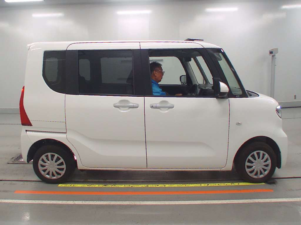 2022 Daihatsu Tanto LA660S[1]