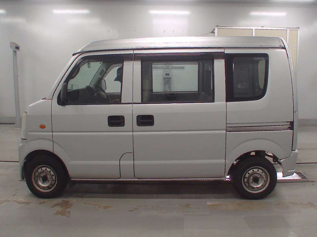 2009 Suzuki Every DA64V[2]