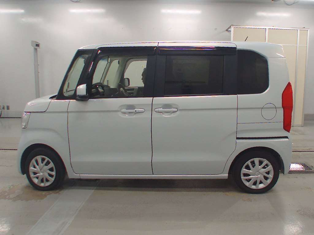 2022 Honda N-BOX JF3[2]