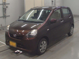 2012 Daihatsu Mira es