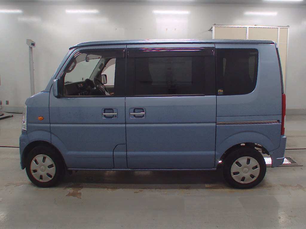 2012 Suzuki Every Wagon DA64W[2]