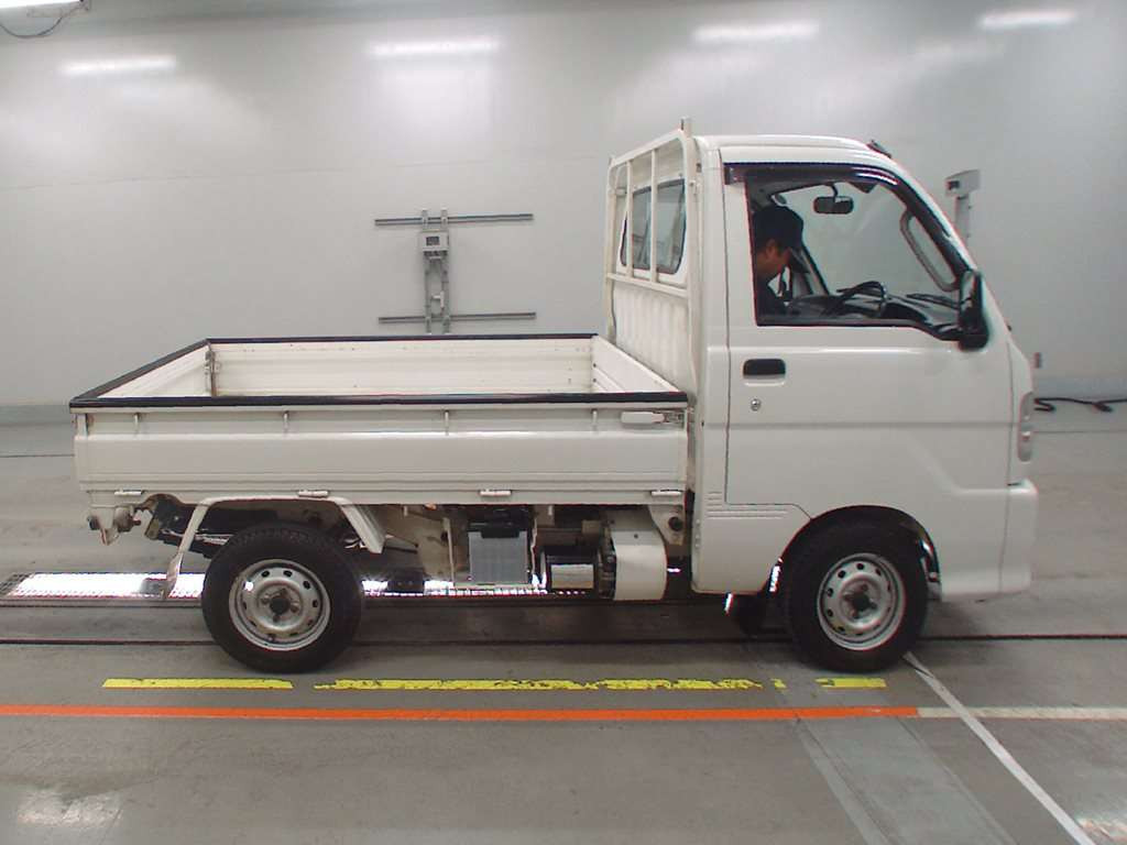 2002 Daihatsu Hijet Truck S210P[1]