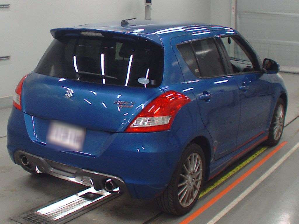 2015 Suzuki Swift Sport ZC32S[1]