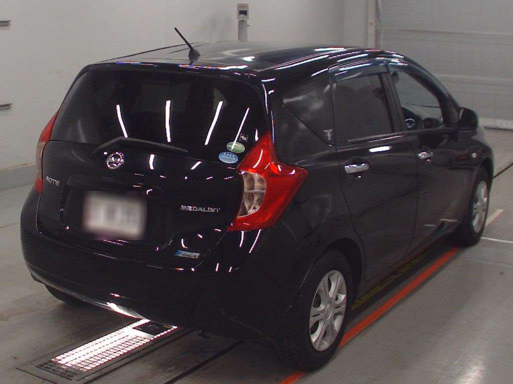 2014 Nissan Note E12[1]