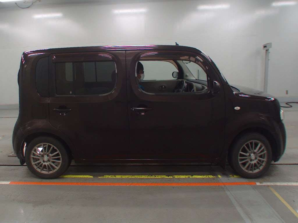 2009 Nissan Cube Z12[2]