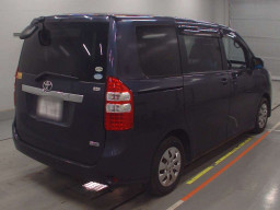 2011 Toyota Noah