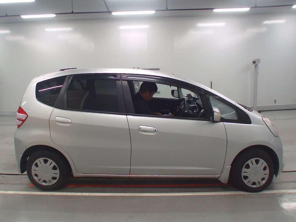 2009 Honda Fit GE6[2]