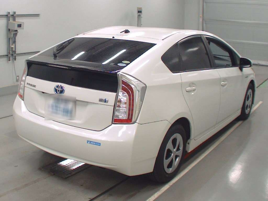 2012 Toyota Prius ZVW30[1]