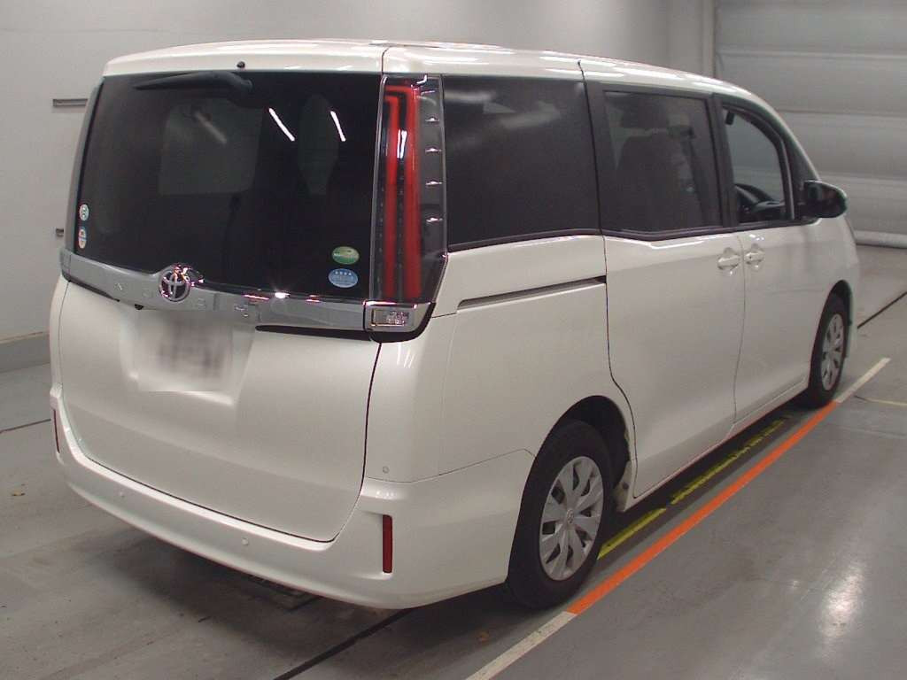 2019 Toyota Noah ZRR80G[1]