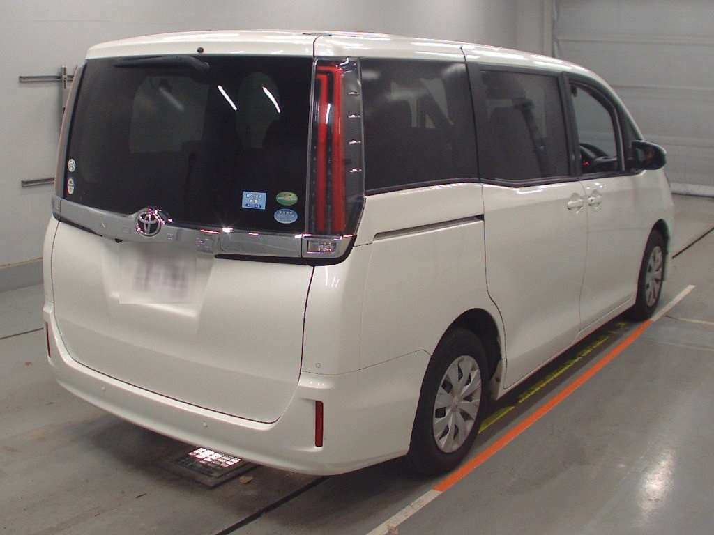 2019 Toyota Noah ZRR80G[1]