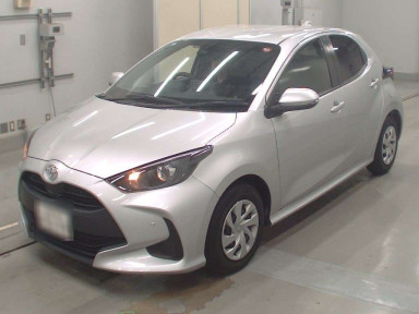 2021 Toyota YARIS