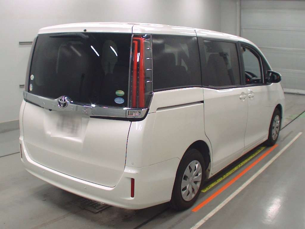 2019 Toyota Noah ZRR80G[1]