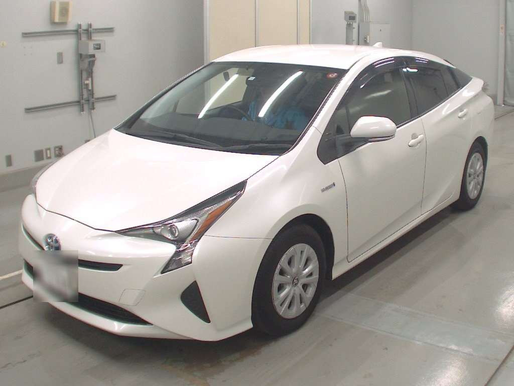 2018 Toyota Prius ZVW50[0]