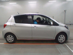 2014 Toyota Vitz