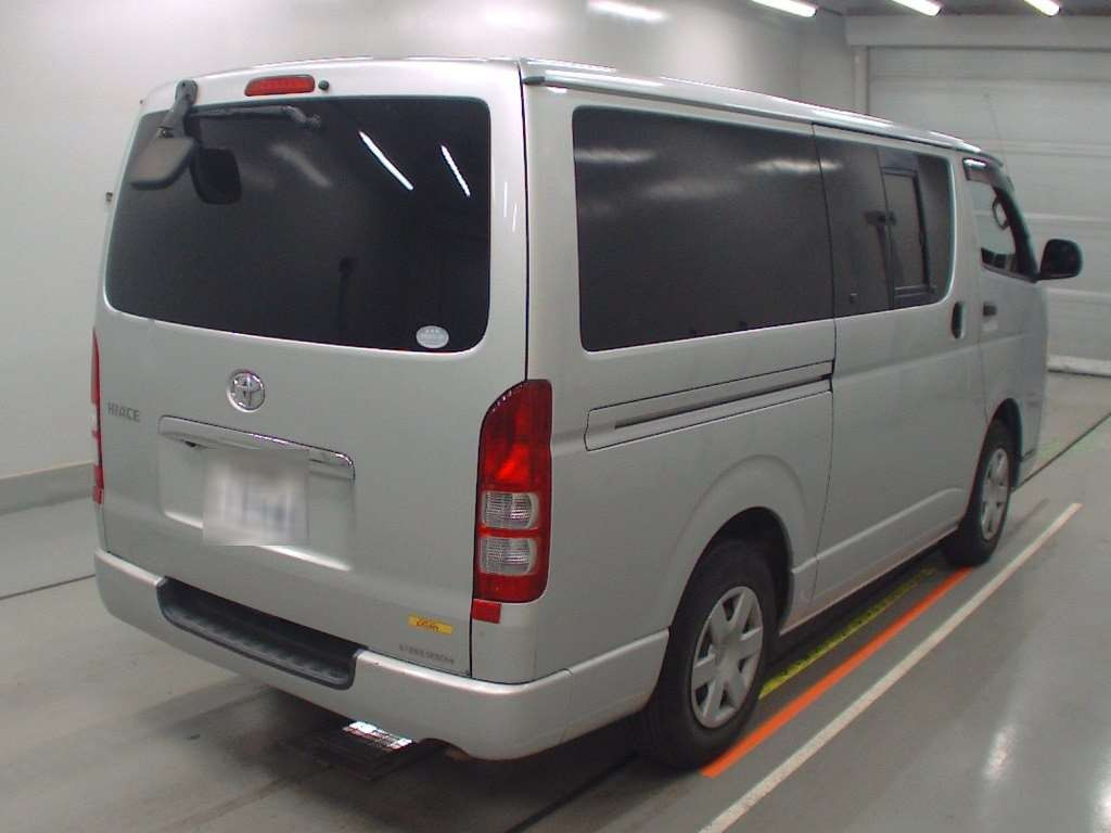 2008 Toyota Hiace Van TRH200V[1]