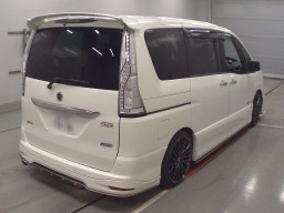 2015 Nissan Serena