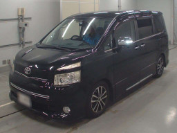 2009 Toyota Voxy