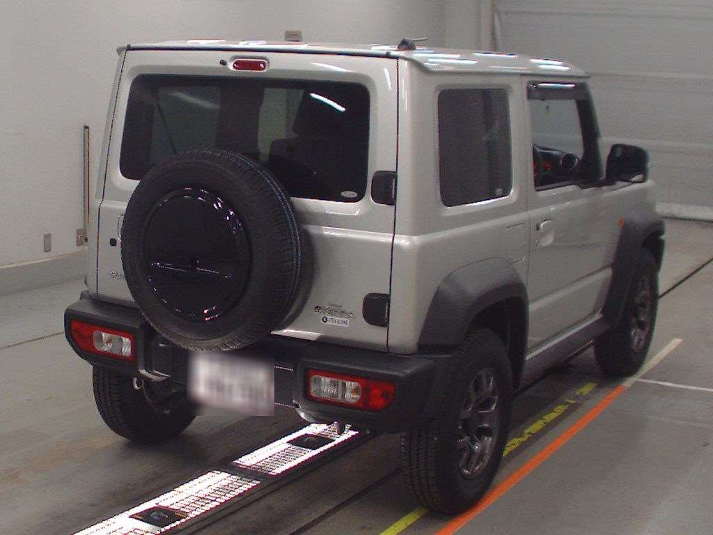 2020 Suzuki Jimny Sierra JB74W[1]