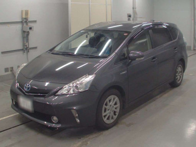 2012 Toyota Prius alpha