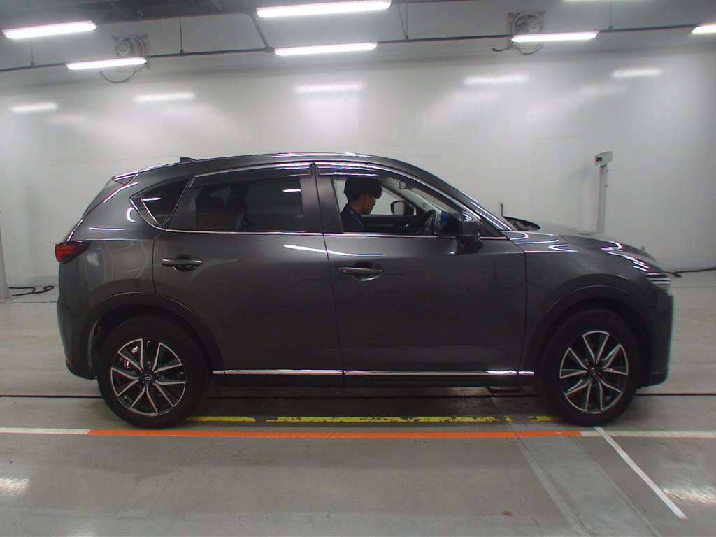 2019 Mazda CX-5 KF2P[2]